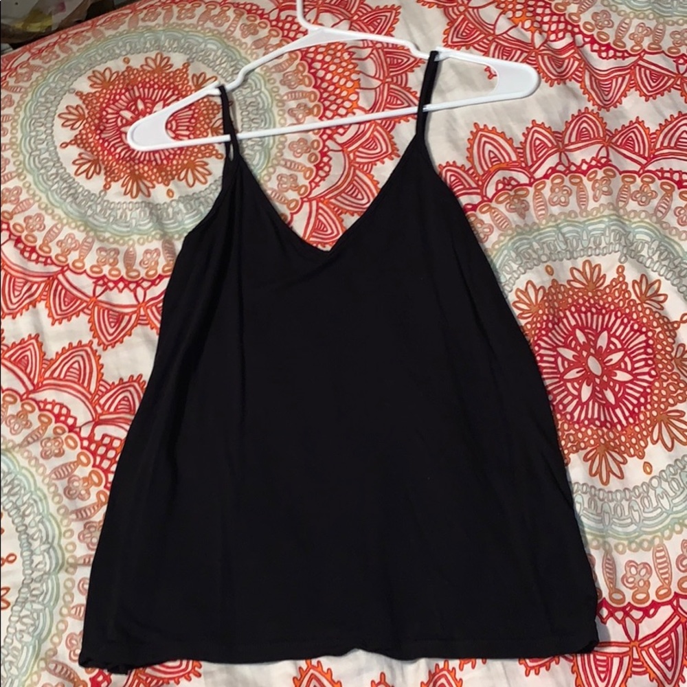 Black Old Navy tank top